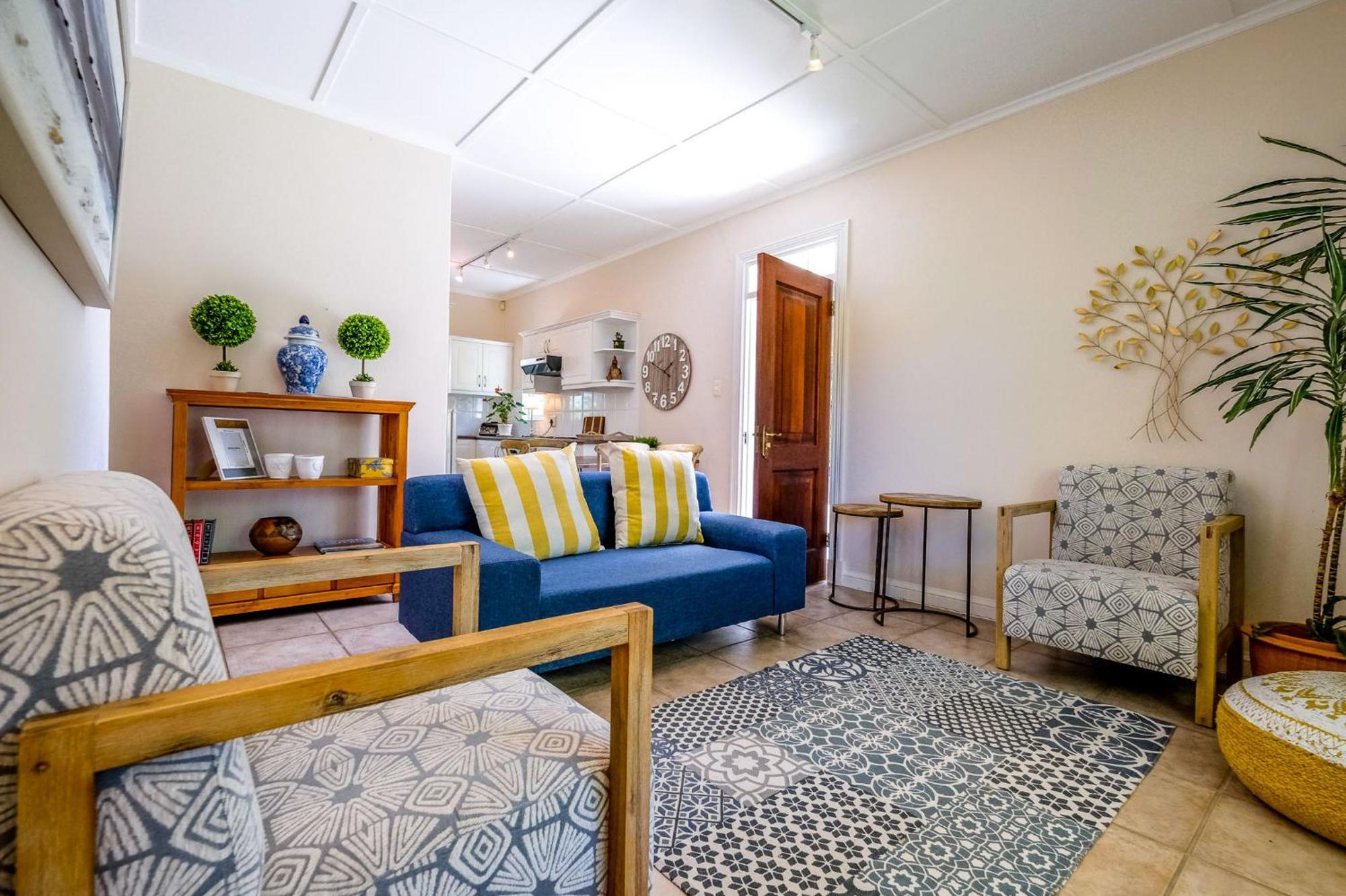 Oude Berg Guesthouse - 10 Caledon Street ジョージ 部屋 写真
