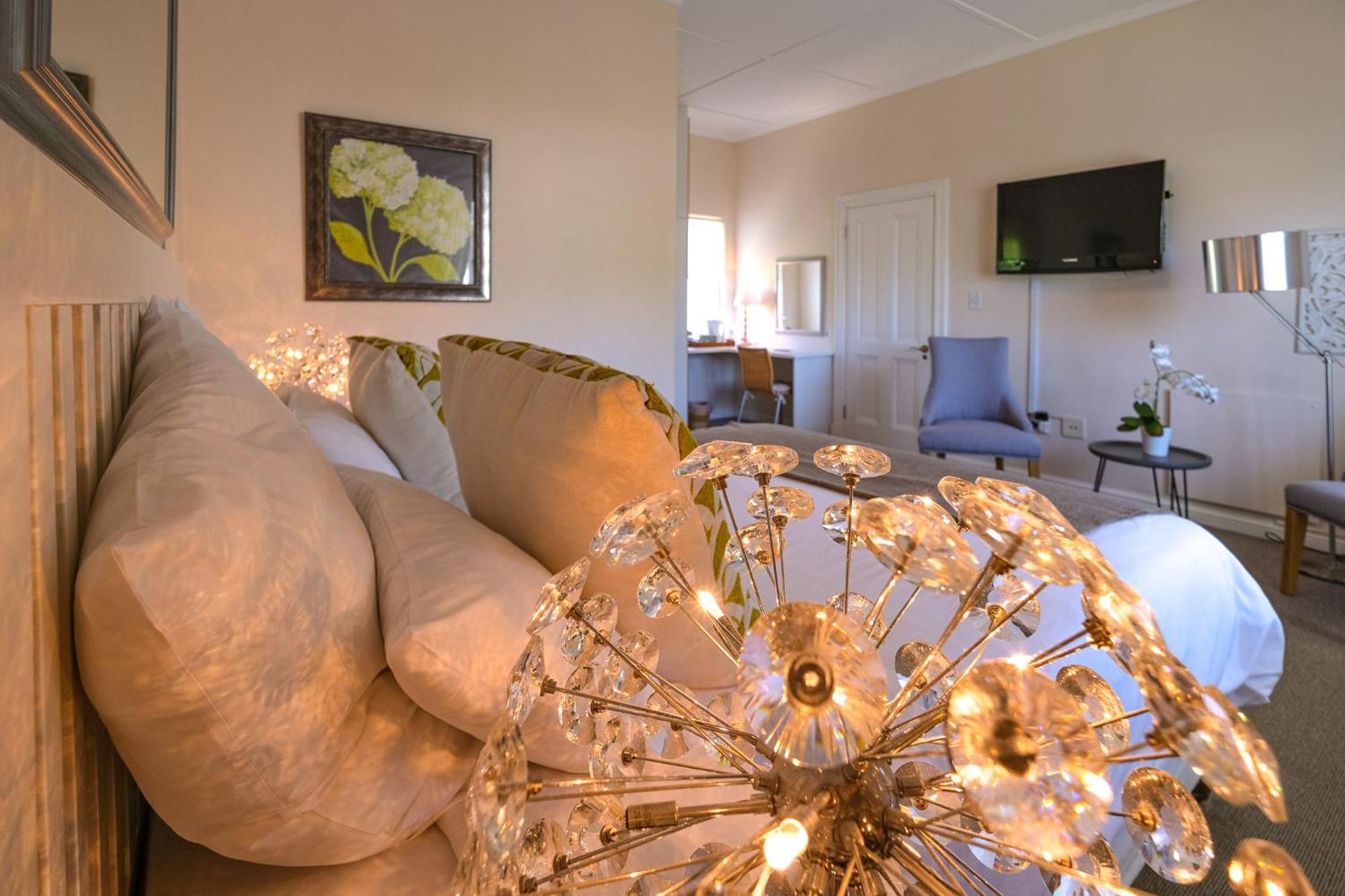 Oude Berg Guesthouse - 10 Caledon Street ジョージ 部屋 写真