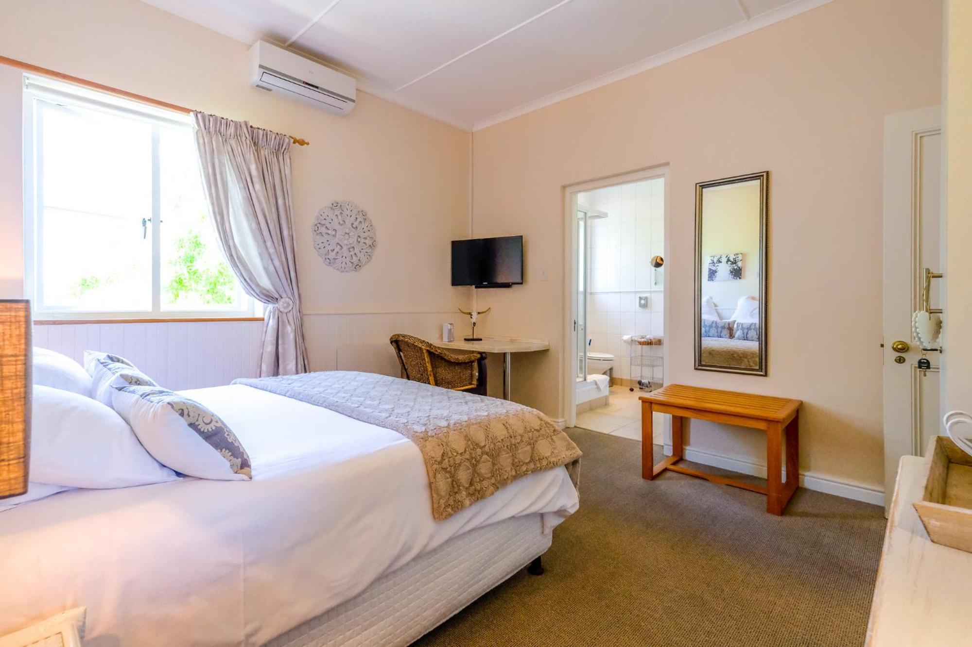 Oude Berg Guesthouse - 10 Caledon Street ジョージ 部屋 写真