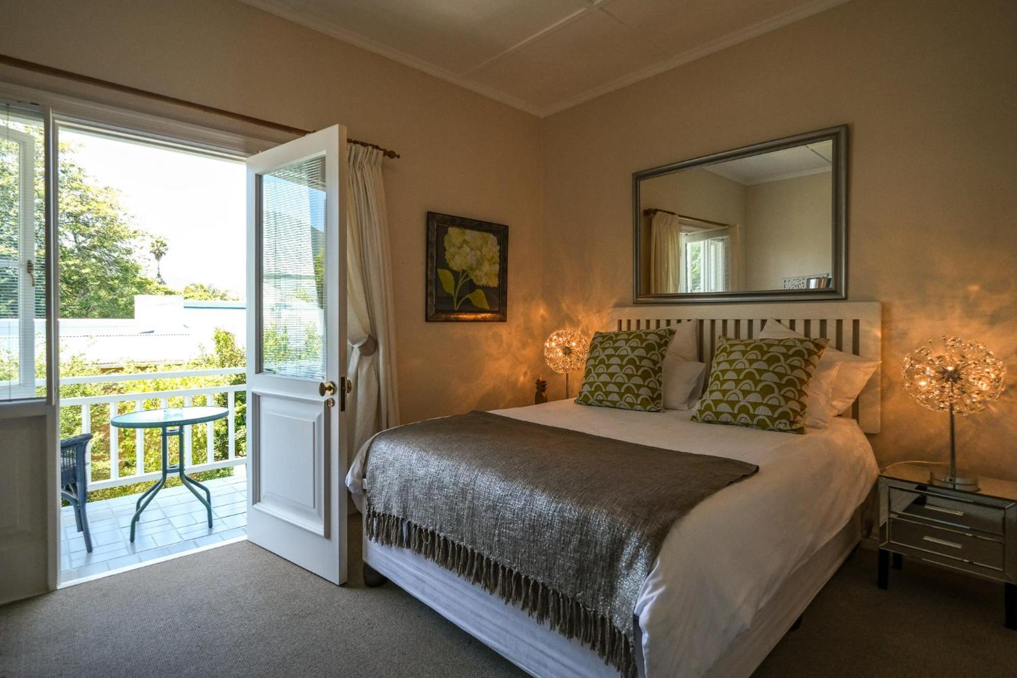 Oude Berg Guesthouse - 10 Caledon Street ジョージ 部屋 写真